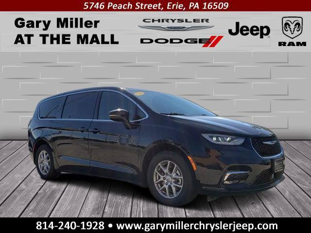 2025 Chrysler Pacifica Select for sale in Erie, PA