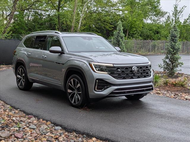 2025 Volkswagen Atlas 2.0T SEL Premium R-Line