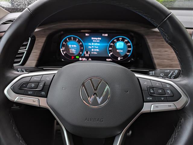 2025 Volkswagen Atlas 2.0T SEL Premium R-Line