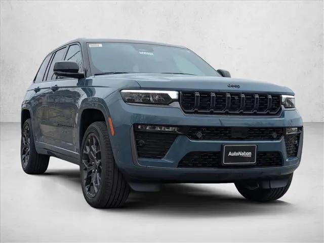 2026 Jeep Grand Cherokee Summit 4x4
