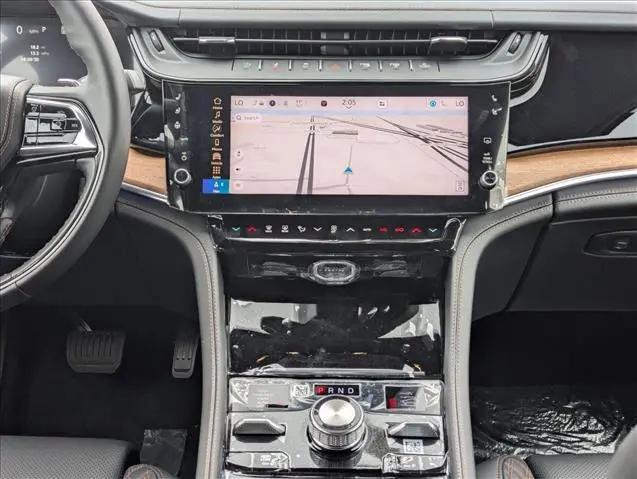 2026 Jeep Grand Cherokee Summit 4x4