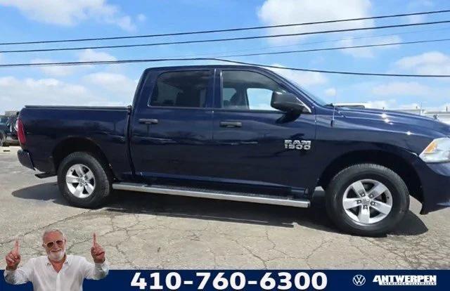 2017 RAM 1500 Express Crew Cab 4x4 57 Box