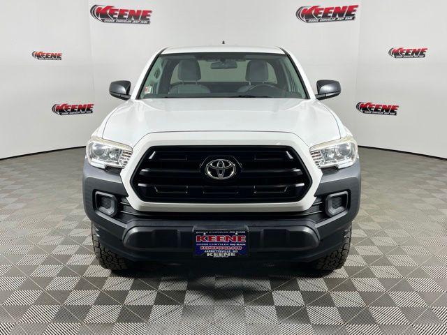 2017 Toyota Tacoma SR 2017 Toyota Tacoma SR