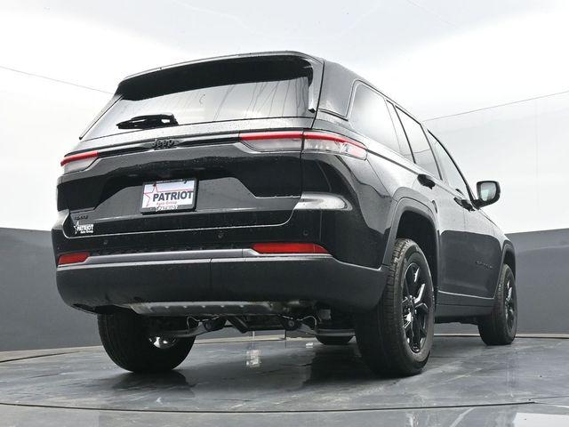 2026 Jeep Grand Cherokee Altitude 4x4
