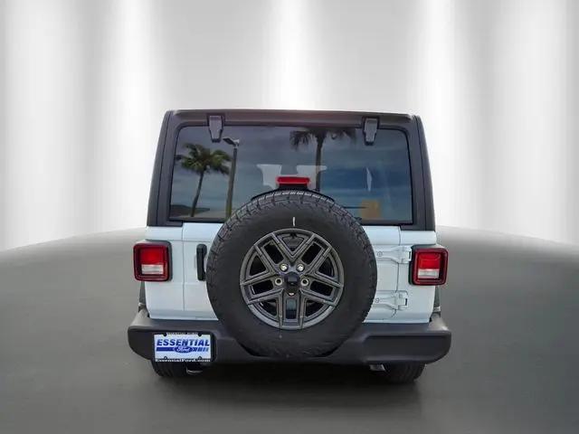 2025 Jeep Wrangler 4-Door Summit 4x4