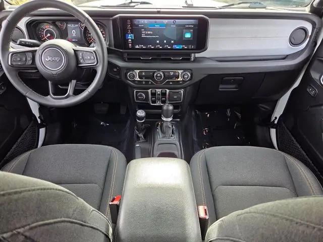2025 Jeep Wrangler 4-Door Summit 4x4