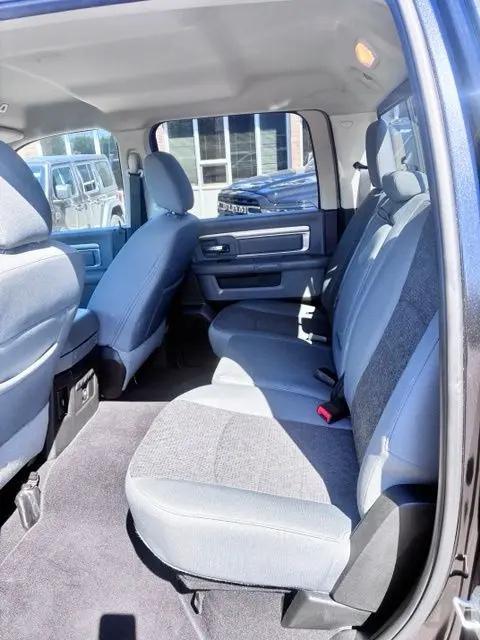 2018 Ram 1500 Big Horn Crew Cab 4x4 5'7" Box