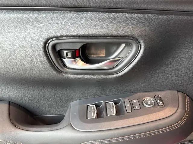 2026 Honda HR-V 2WD Sport