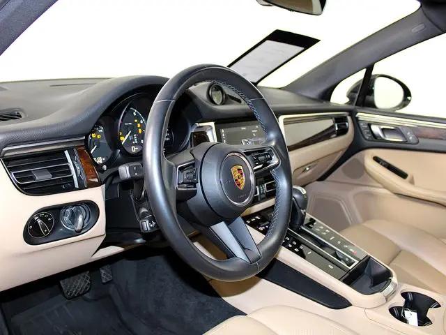 2023 Porsche Macan Macan