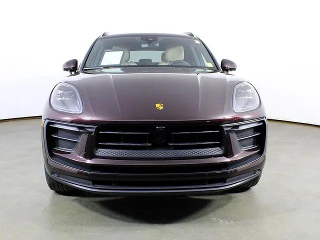 2023 Porsche Macan Macan