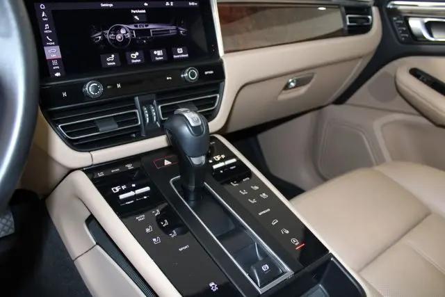 2023 Porsche Macan Macan
