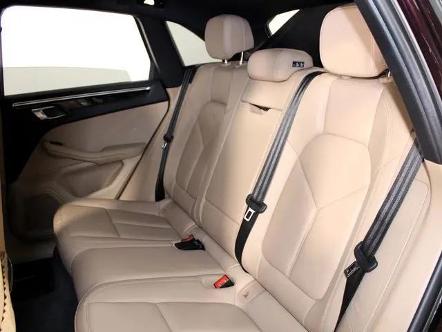 2023 Porsche Macan Macan