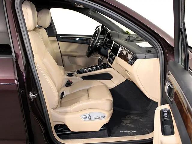 2023 Porsche Macan Macan
