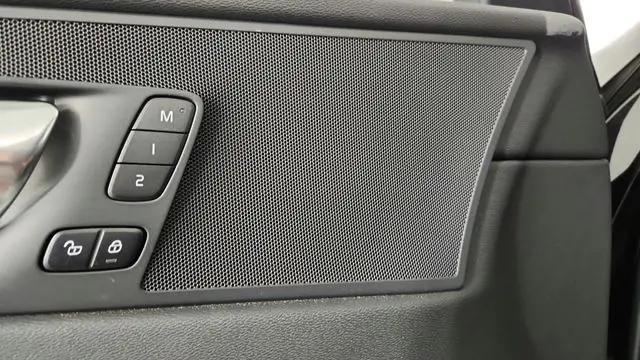 2025 Volvo XC60 Plug-In Hybrid Core, T8 AWD Electric/Gasoline, Dark