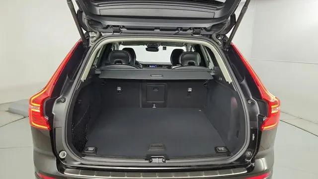 2025 Volvo XC60 Plug-In Hybrid Core, T8 AWD Electric/Gasoline, Dark
