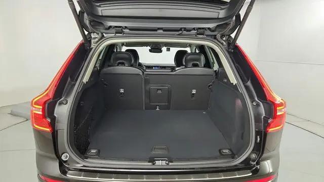 2025 Volvo XC60 Plug-In Hybrid Core, T8 AWD Electric/Gasoline, Dark