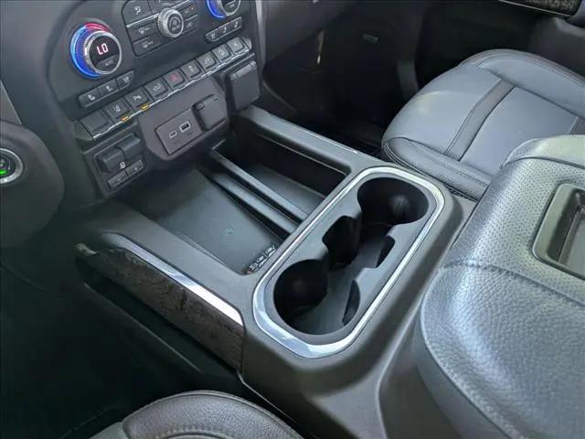 2022 GMC Sierra 3500HD 4WD Crew Cab Standard Bed Denali