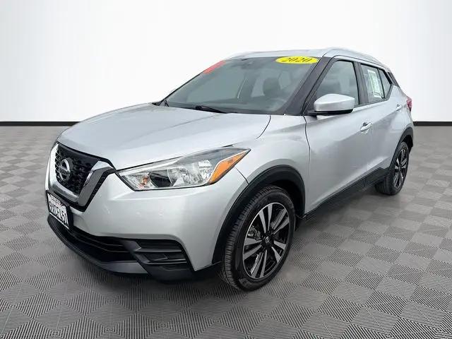 2020 Nissan Kicks SV Xtronic CVT