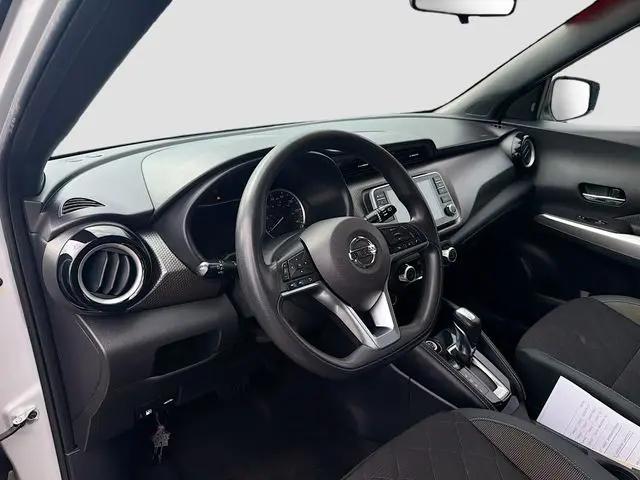 2020 Nissan Kicks SV Xtronic CVT