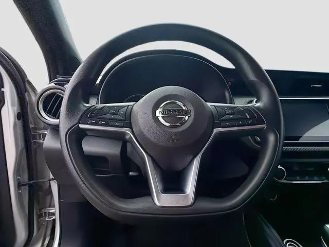 2020 Nissan Kicks SV Xtronic CVT