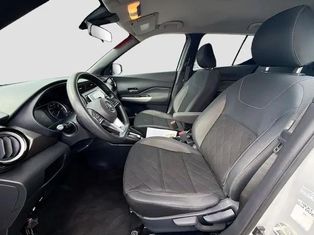 2020 Nissan Kicks SV Xtronic CVT