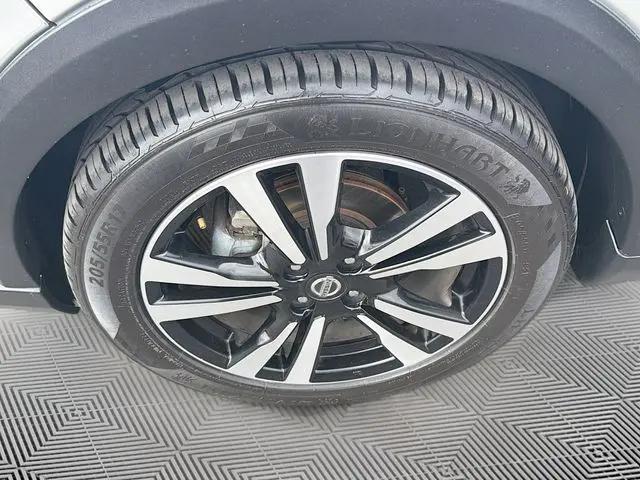 2020 Nissan Kicks SV Xtronic CVT