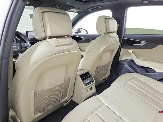 2023 Audi A4 Premium Plus 45 TFSI S line quattro S tronic