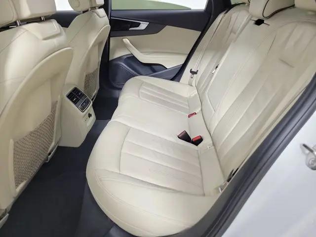 2023 Audi A4 Premium Plus 45 TFSI S line quattro S tronic