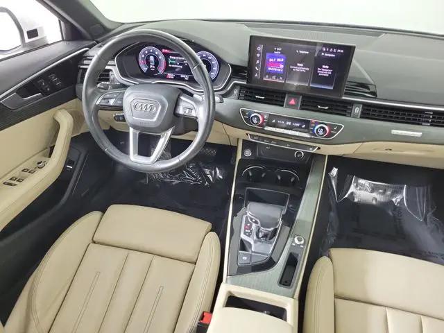2023 Audi A4 Premium Plus 45 TFSI S line quattro S tronic