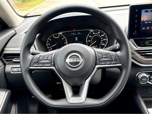 2026 Nissan Altima SV FWD