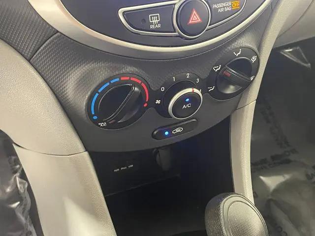 2013 Hyundai Accent GLS