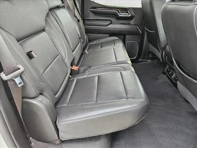 2024 GMC Sierra 1500 2WD Crew Cab Short Box SLT