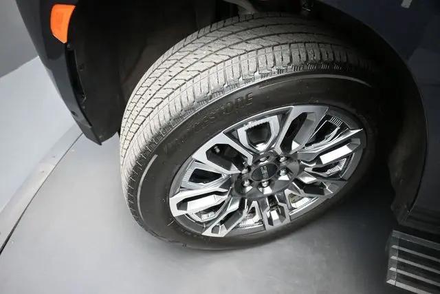 2024 GMC Yukon 4WD Denali Ultimate