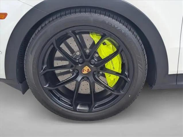 2024 Porsche Cayenne E-Hybrid Turbo