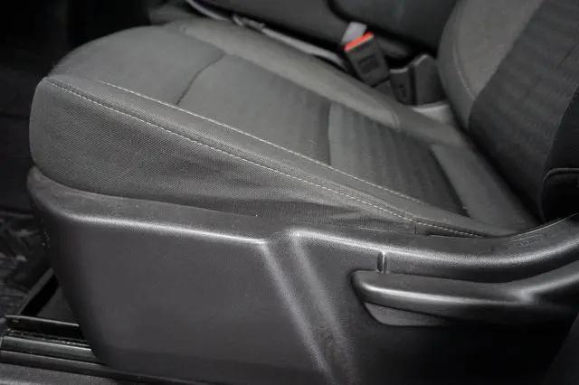 2025 Chevrolet Silverado 2500HD 4WD Crew Cab Standard Bed Custom