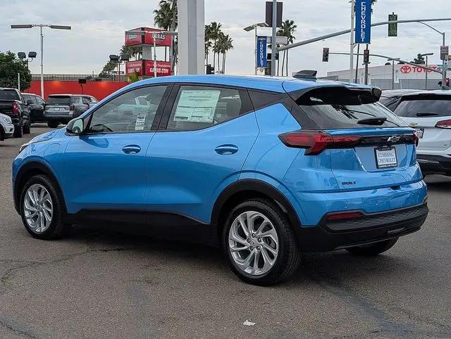 2027 Chevrolet Bolt LT FWD