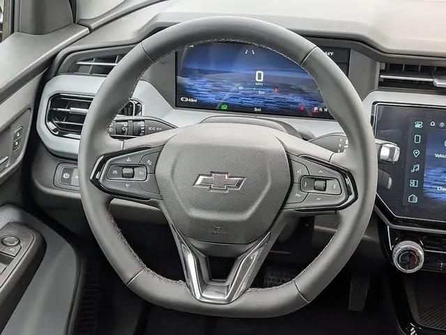 2027 Chevrolet Bolt LT FWD