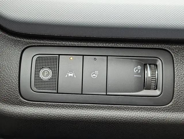 2027 Chevrolet Bolt LT FWD