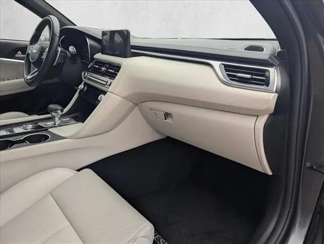 2025 Genesis G70 2.5T RWD