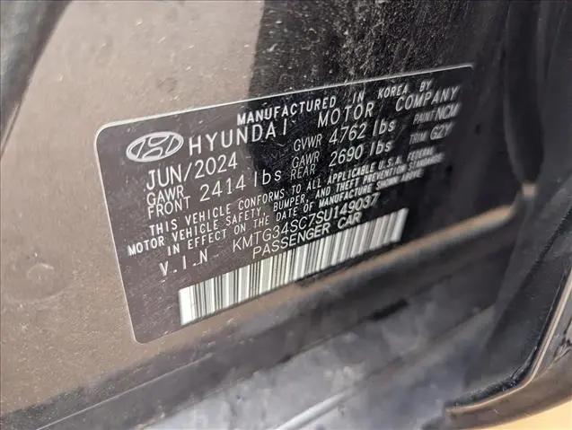2025 Genesis G70 2.5T RWD
