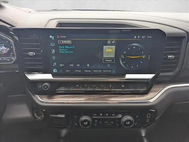 2024 Chevrolet Silverado 1500 4WD Crew Cab Standard Bed LT