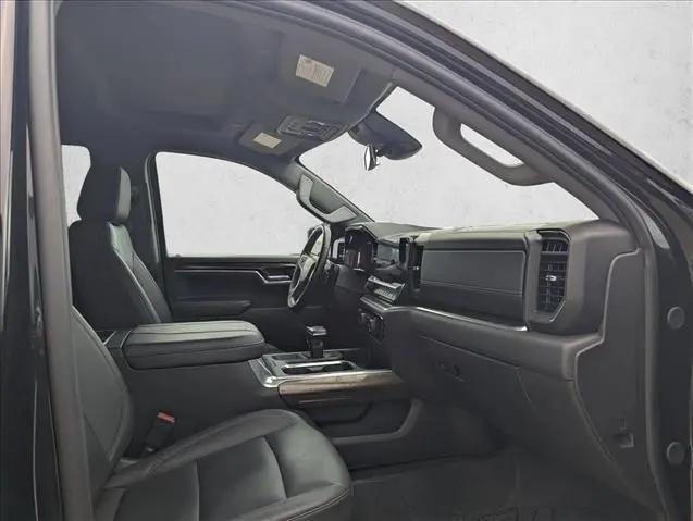2024 Chevrolet Silverado 1500 4WD Crew Cab Standard Bed LT