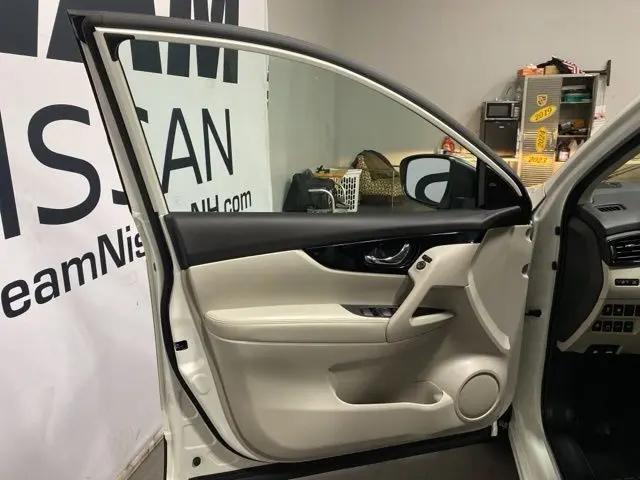 2022 Nissan Rogue Sport SL AWD Xtronic CVT