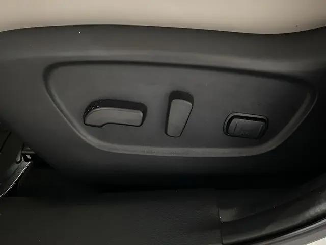 2022 Nissan Rogue Sport SL AWD Xtronic CVT