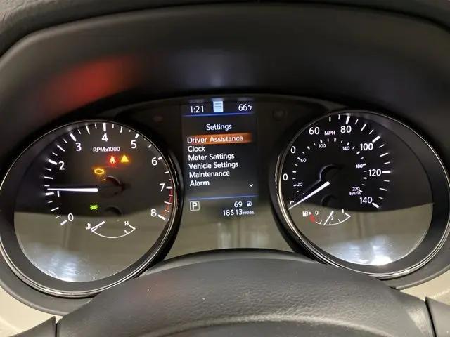 2022 Nissan Rogue Sport SL AWD Xtronic CVT