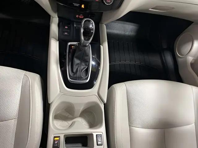 2022 Nissan Rogue Sport SL AWD Xtronic CVT