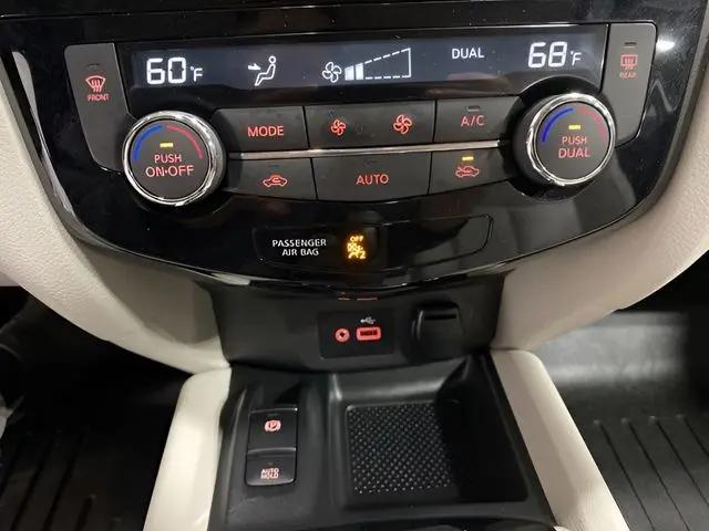 2022 Nissan Rogue Sport SL AWD Xtronic CVT