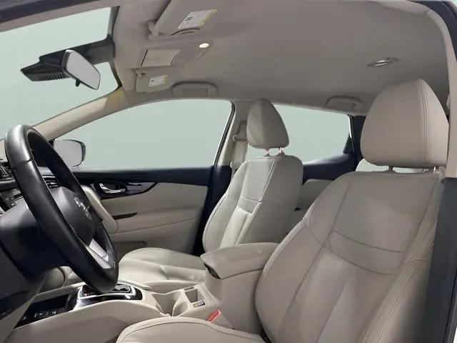 2022 Nissan Rogue Sport SL AWD Xtronic CVT