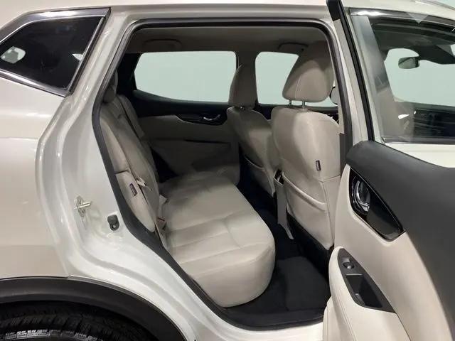 2022 Nissan Rogue Sport SL AWD Xtronic CVT