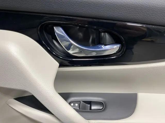 2022 Nissan Rogue Sport SL AWD Xtronic CVT